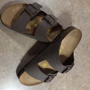 New Birkenstock mocha sandal. Ladies 41(10);mens 8